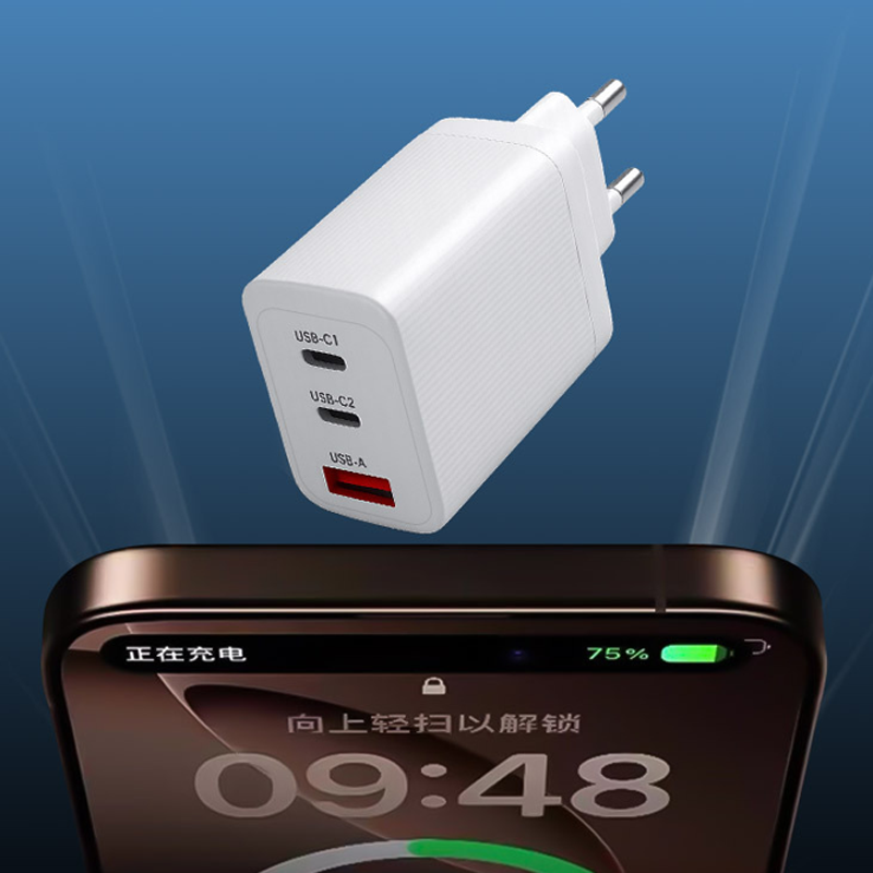 Caricatore Rapido 45W GaN PD 3.0 | 2 USB-C + 1 USB-A per Smartphone, Tablet e Notebook - ZCD-45W