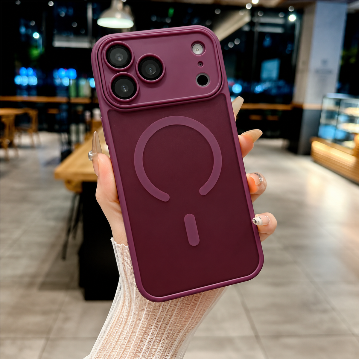 Mediatech Cover per iPhone con Protezione Fotocamera completa - Trasparente Effetto Fumé - Compatibile con MagSafe – 6048