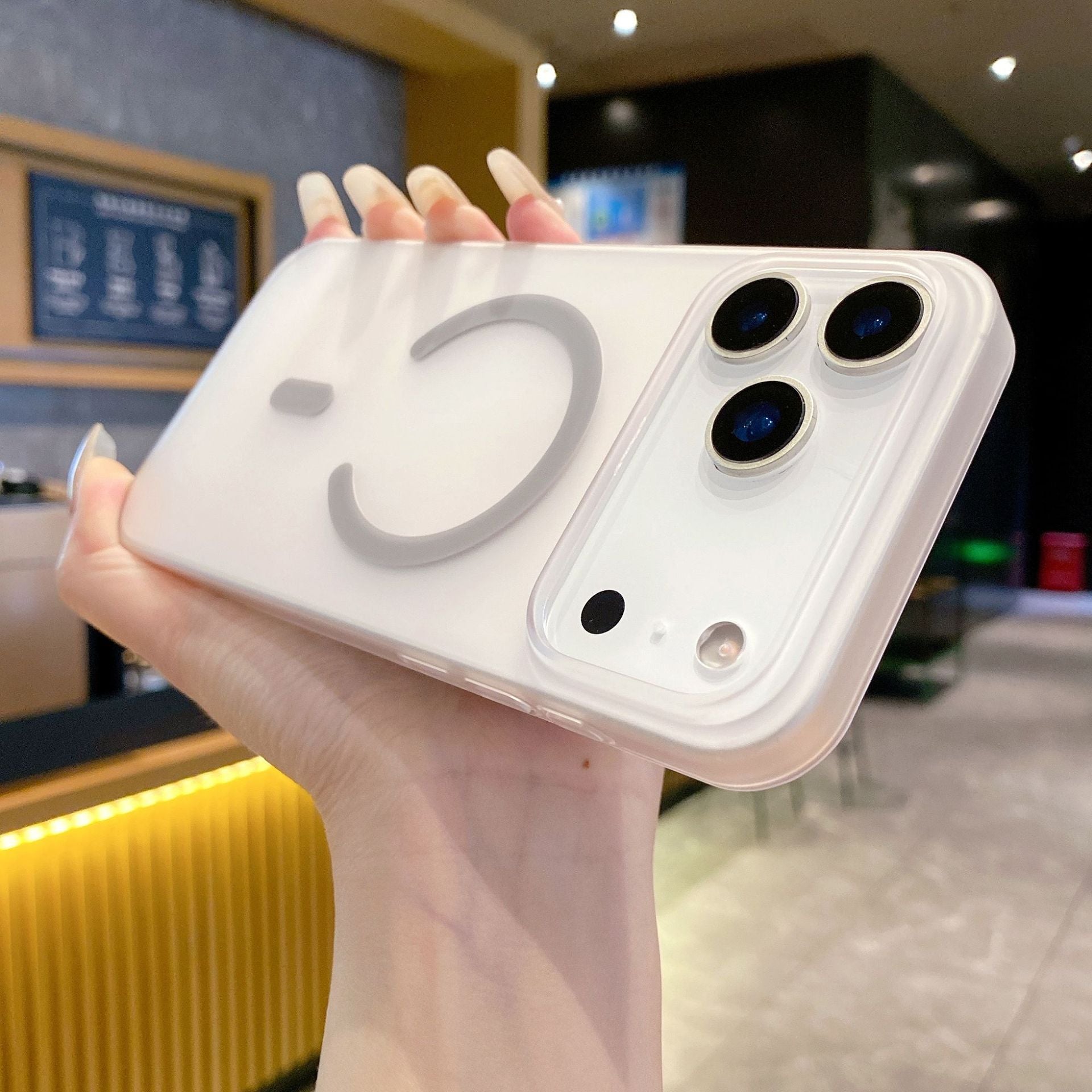 Cover Ultra Sottile effetto Ghiaccio Satinato per iPhone – Finitura Opaca Antiscivolo, Compatibile con MagSafe, Anti-Impronta e ingiallimento Mod. CS09