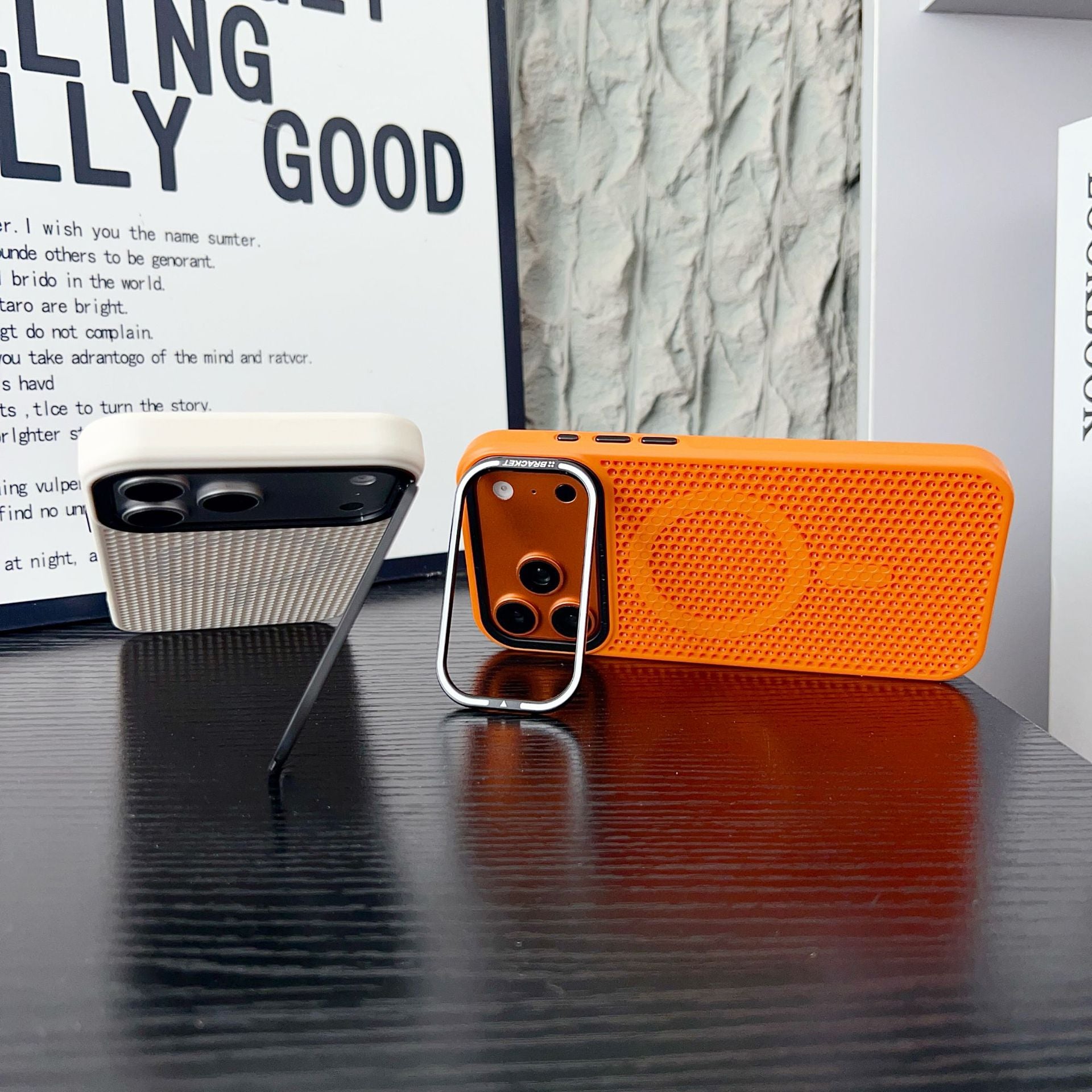 Cover Magnetica Antiurto con Design a Nido d’Ape, Supporto Stand e Dissipazione del Calore per iPhone-CS11