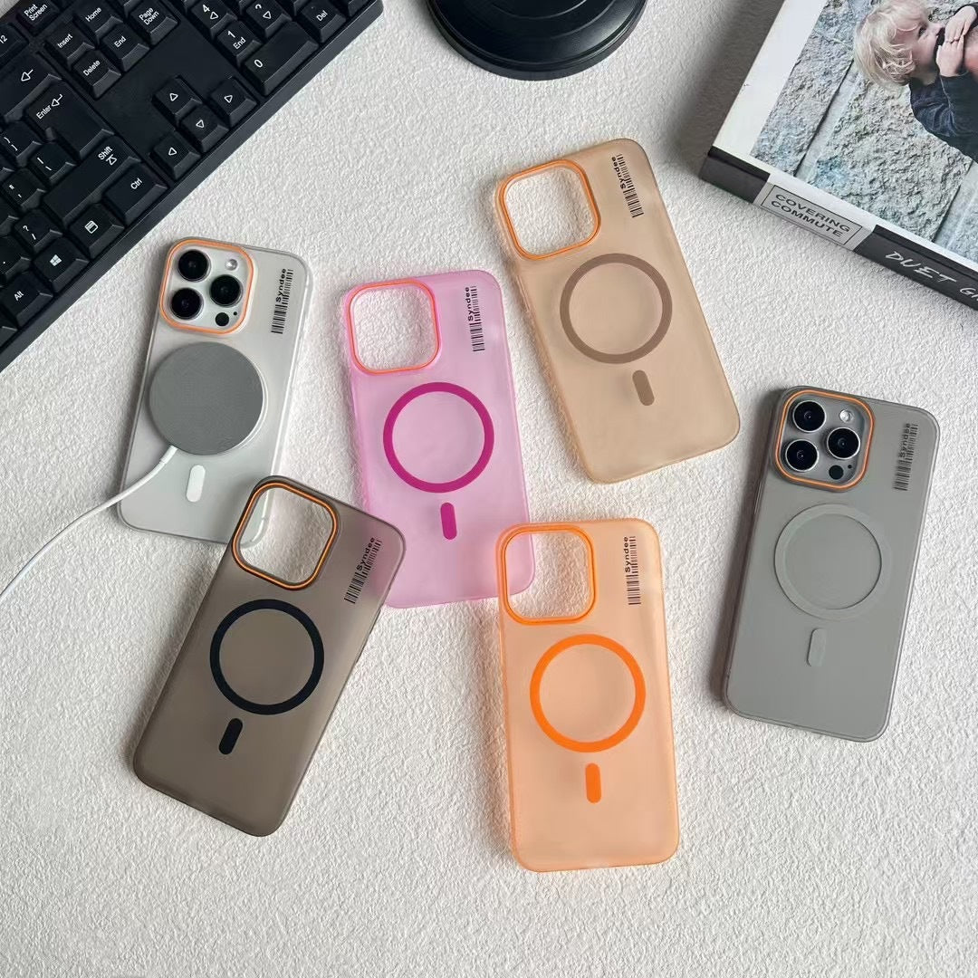Cover per iPhone Super Sottile in PC Trasparente Effetto Fumé Opaca – Soft Touch, Anti-Impronte, Compatibile MagSafe, Solo 22g – Mod. 6046