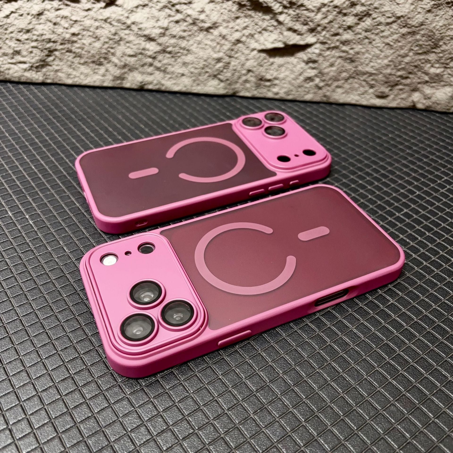 Cover per iPhone con Protezione Fotocamera, Trasparente Effetto Fumé, Compatibile con MagSafe – 6048