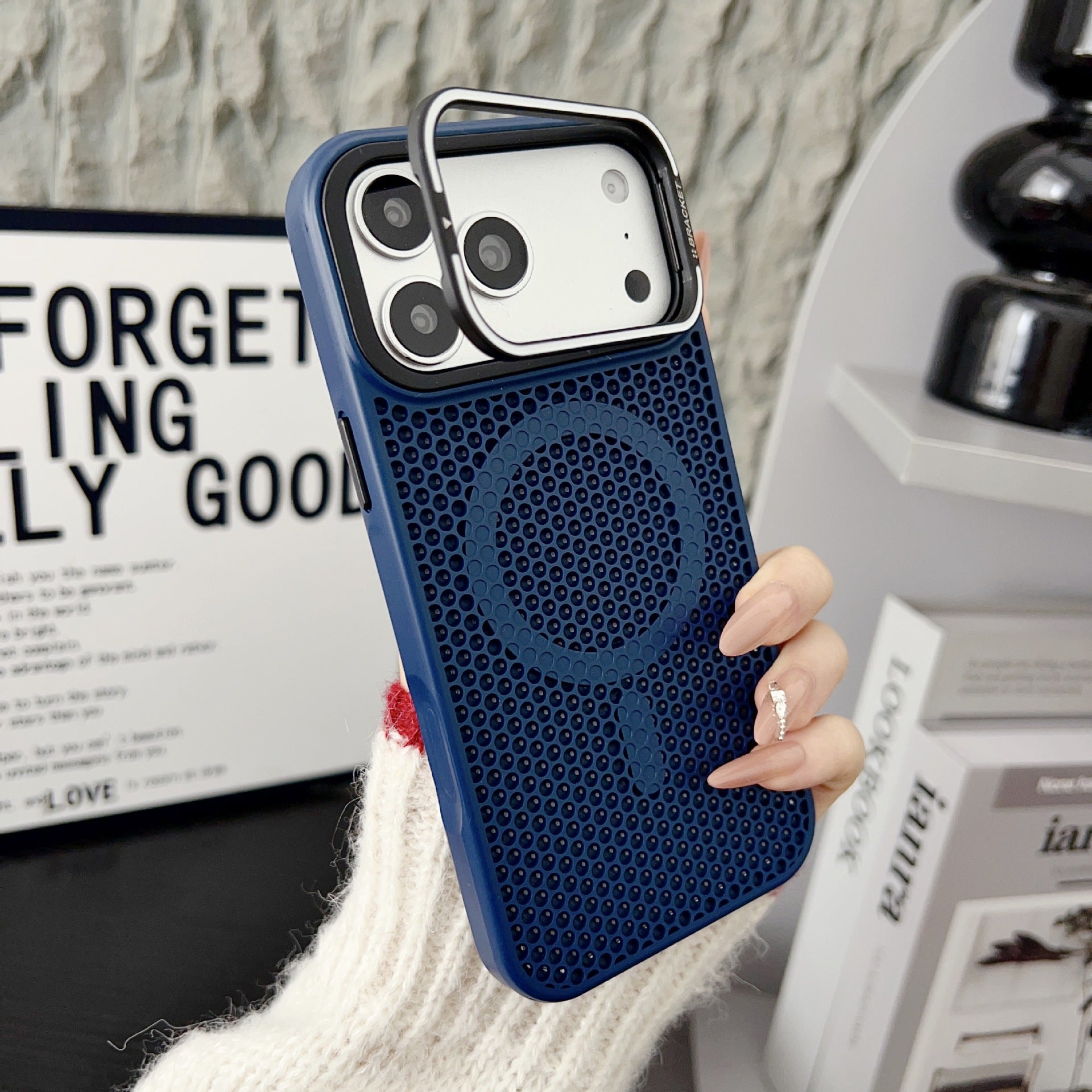Cover Magnetica Antiurto con Design a Nido d’Ape, Supporto Stand e Dissipazione del Calore per iPhone-CS11