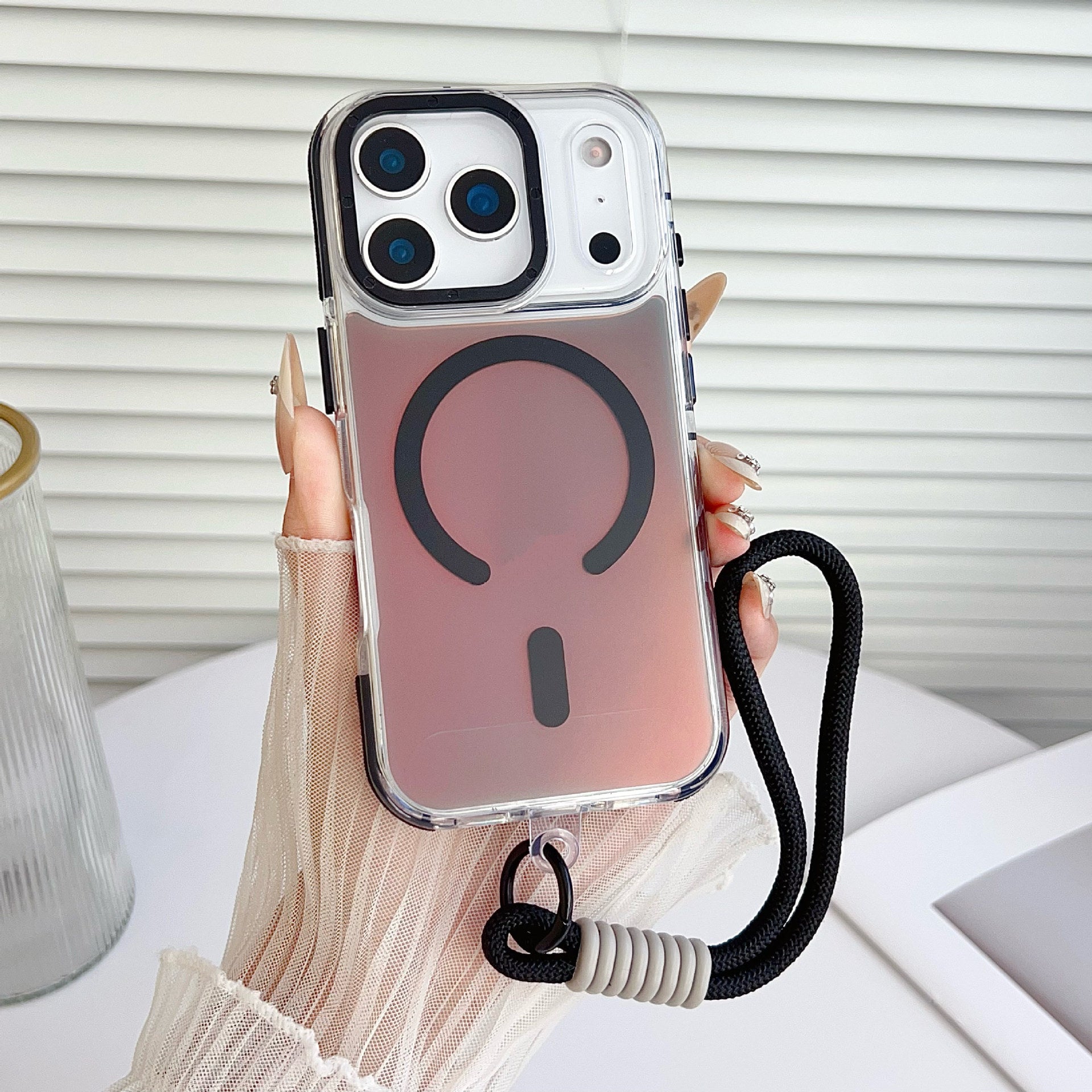 Cover Magnetica Compatibile MagSafe con Laccetto da Polso per iPhone | Custodia Trasparente Antiurto con Bordi Rinforzati - CS13