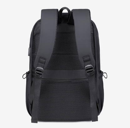 Zaino Multifunzione per Business, Pendolarismo, Uso Quotidiano e Viaggi, con Ricarica USB, Impermeabile, Riflettente e Scomparti Multipli - ZM2217