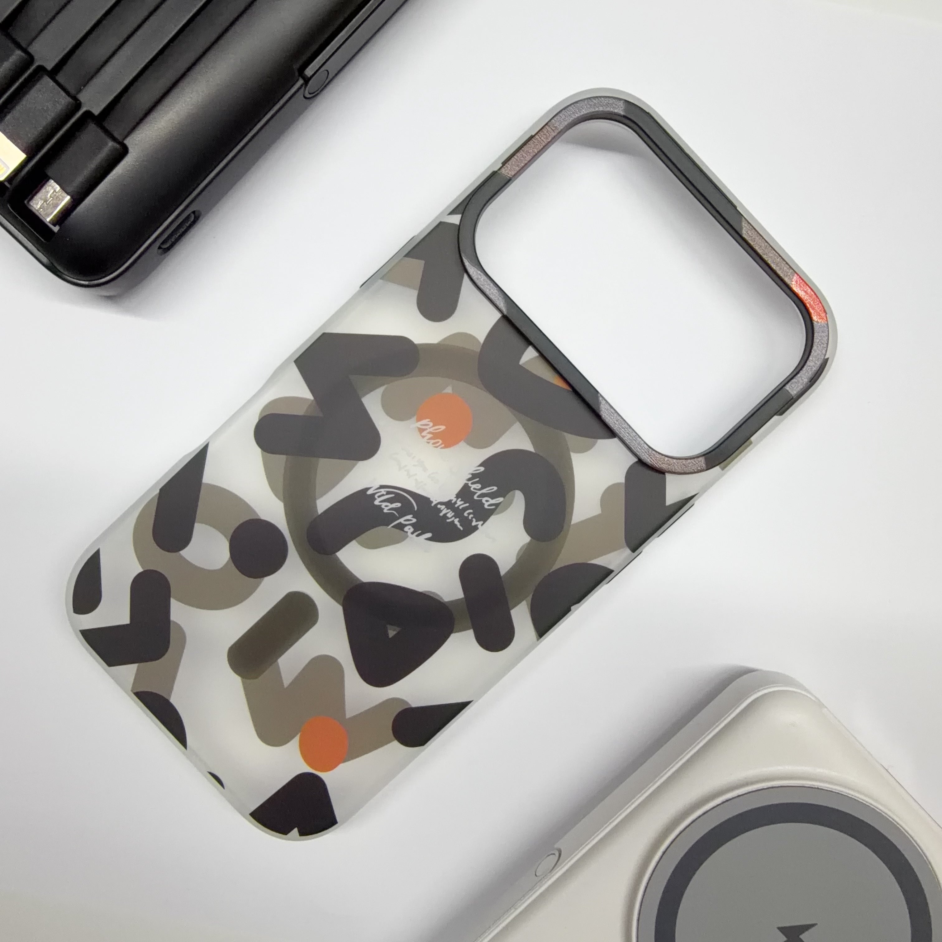 Cover per iPhone con stile mimetico, compatibile con MagSafe - 6042