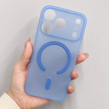 Cover Ultra Sottile da 12g per iPhone – Effetto Fumé, Finitura Opaca Antiscivolo, Compatibile con MagSafe, Anti-Impronta Mod. CS04