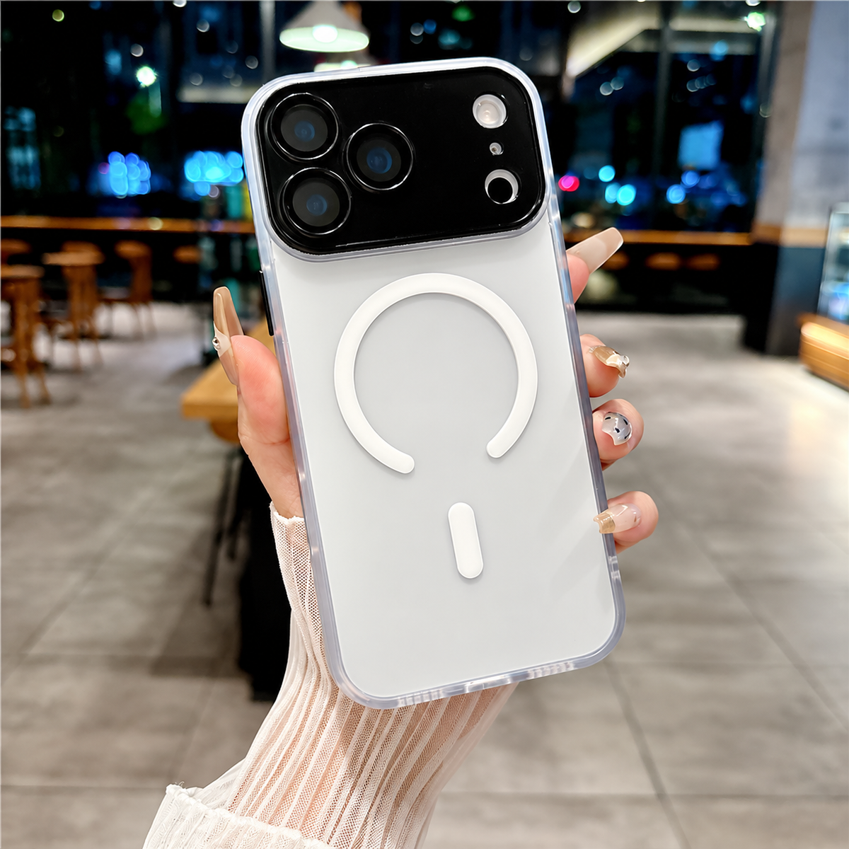 Mediatech Cover per iPhone con Protezione Fotocamera completa - Trasparente Effetto Fumé - Compatibile con MagSafe – 6048