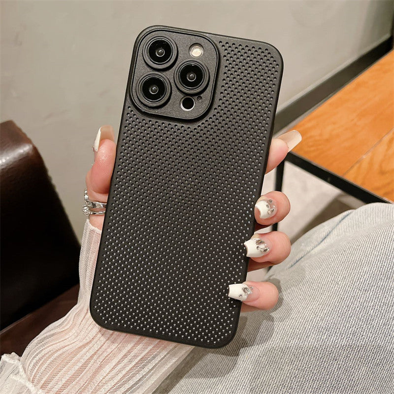 Cover per iPhone Ultra Leggera 10 g – Custodia Slim in PP Opaco, Sottile e Traspirante con Fori di Ventilazione – CS12