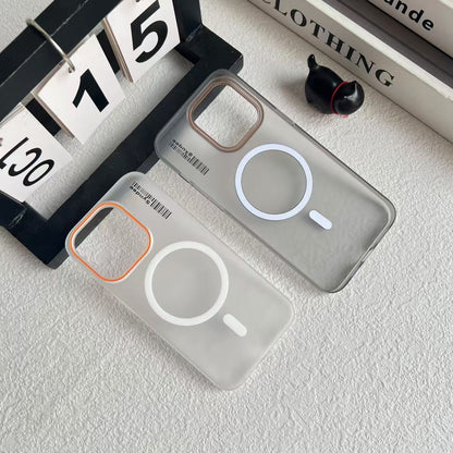 Cover per iPhone Super Sottile in PC Trasparente Effetto Fumé Opaca – Soft Touch, Anti-Impronte, Compatibile MagSafe, Solo 22g – Mod. 6046