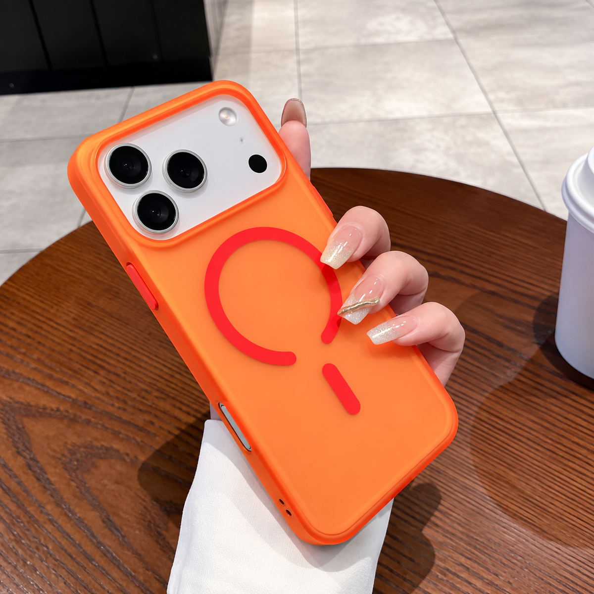 Cover Ultra Sottile Effetto Ghiaccio Satinato per iPhone | Finitura Opaca Anti-Impronta | Antiscivolo | Compatibile con MagSafe | Anti-Ingiallimento – Mod. NCS09