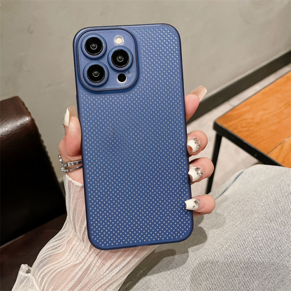 Cover per iPhone Ultra Leggera 10 g – Custodia Slim in PP Opaco, Sottile e Traspirante con Fori di Ventilazione – CS12